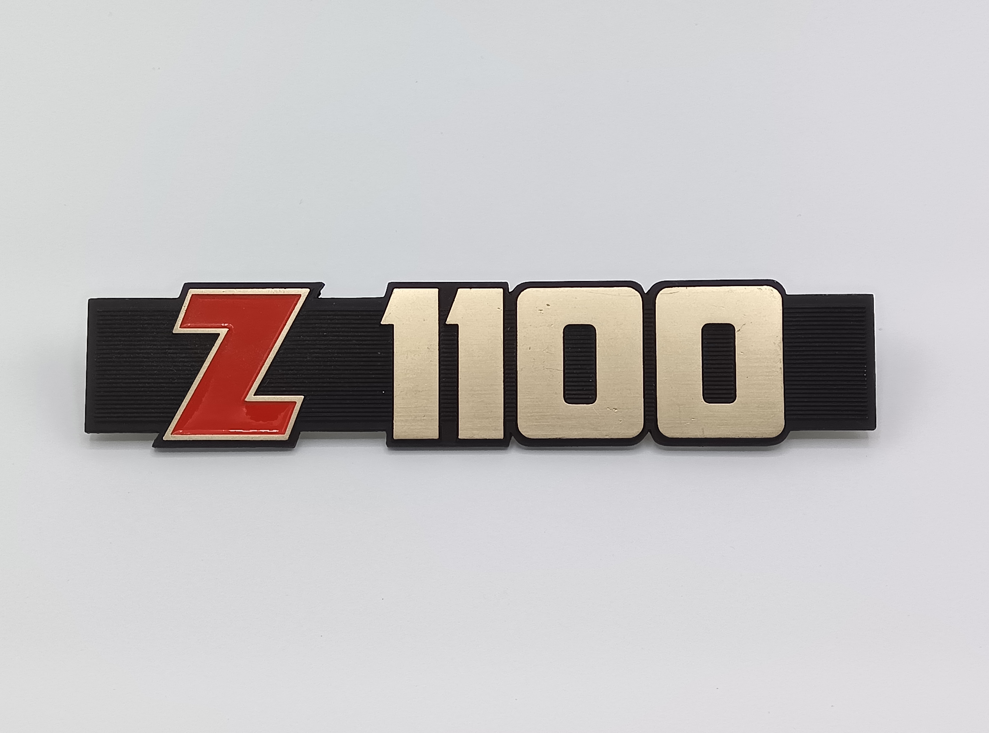 1983年 Z1100 SIDE COVER EMBLEM "Z1100"